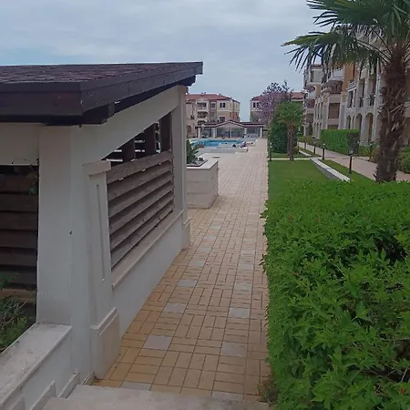 Грийнлайф Созопол Каваци Apartment *